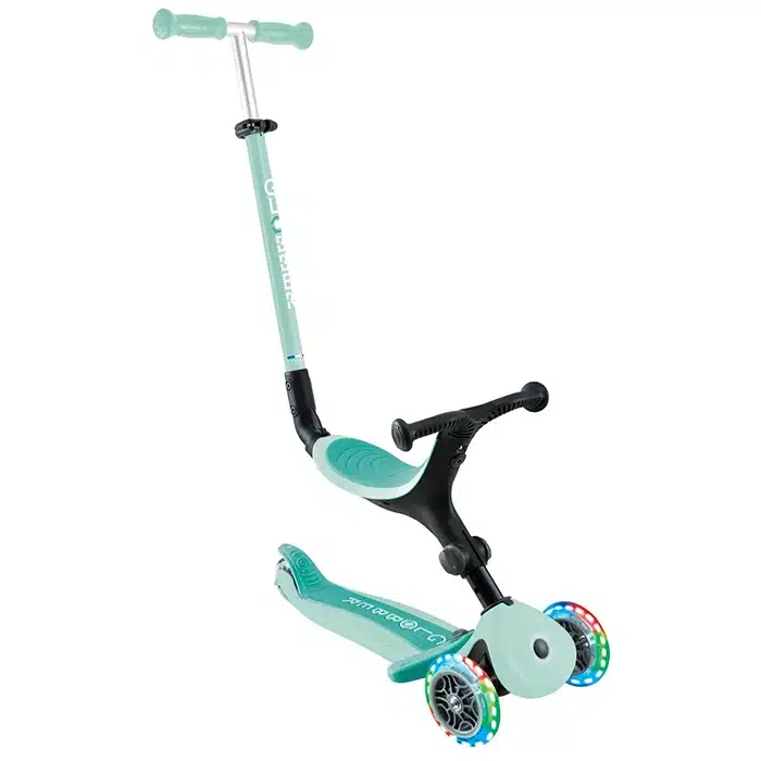 Детский самокат-трансформер Globber Go•Up Active Lights Mint (3-в-1) Детский самокат-трансформер Globber Go•Up Active Lights Mint (3-в-1)